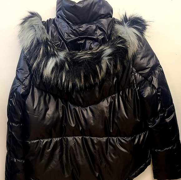 Andrew Marc Blk Faux Fur Puffer Jacket Med NWT - Picture 4 of 4